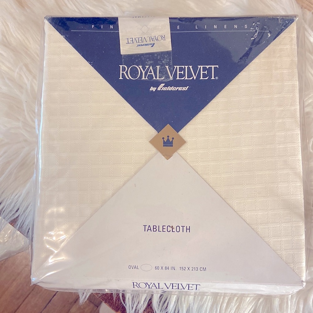 Vintage Royal Velvet TableCloth